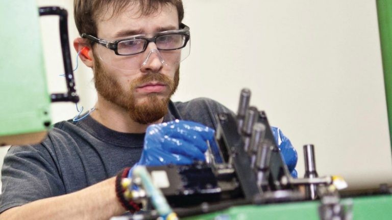 Report finds Grand Rapids has largest share of manufacturing jobs in US